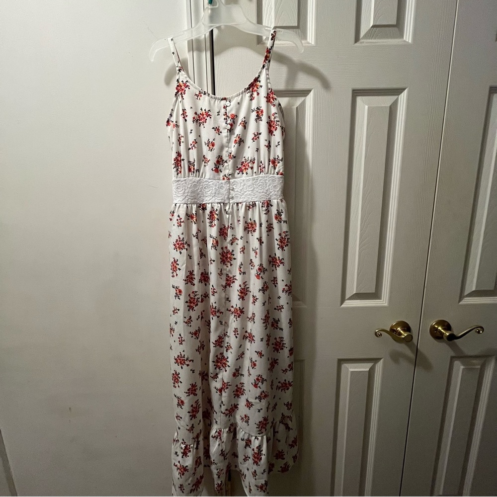 2 hip strapless dress, size 16 girls, color white with multi-colored flowers